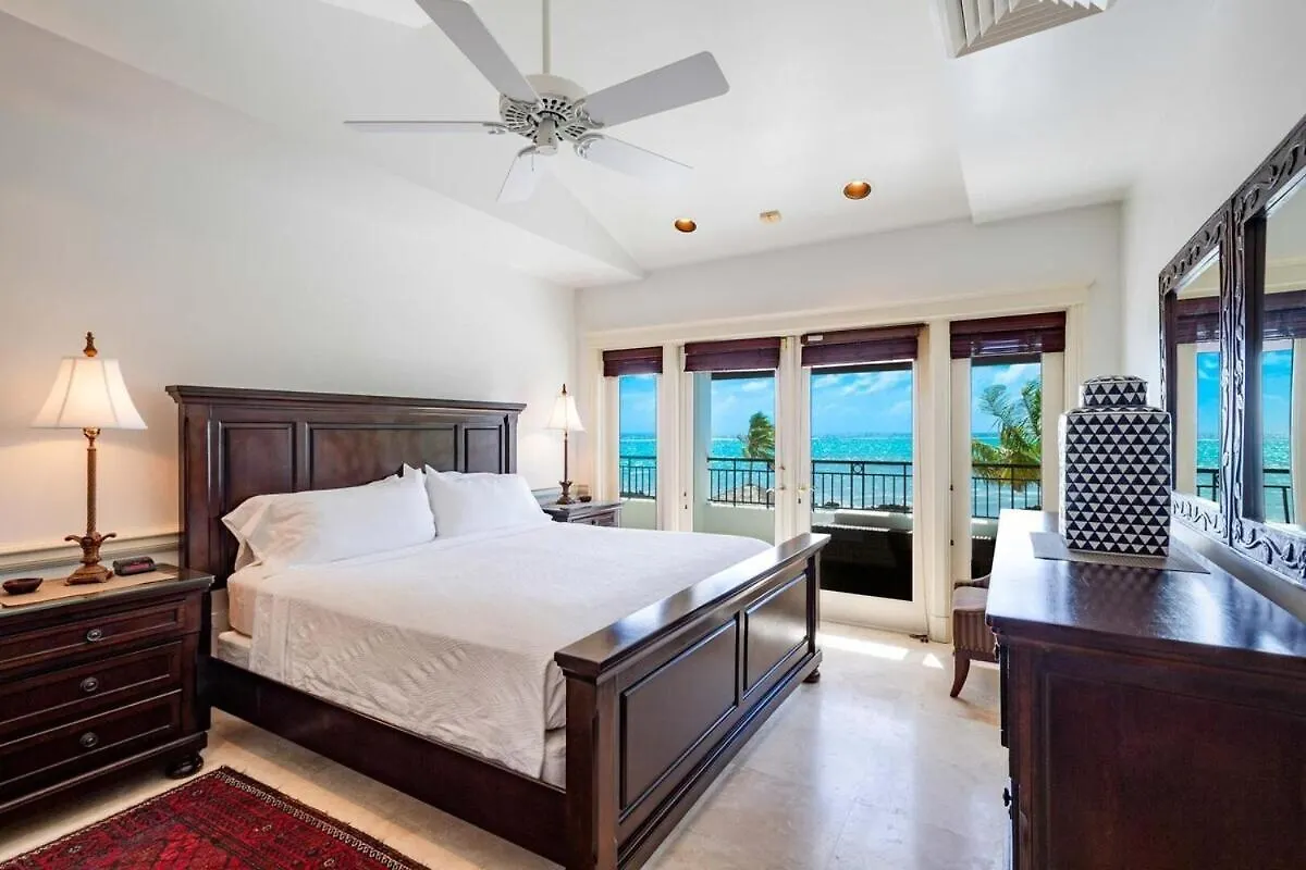 Pease Bay House Villa Breakers